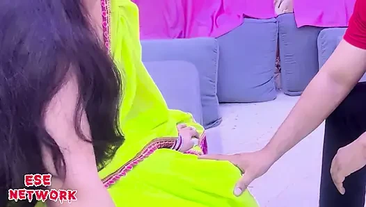Best Friend ki Biwi ko Diya Sukhi Rehne ka Sukh...
