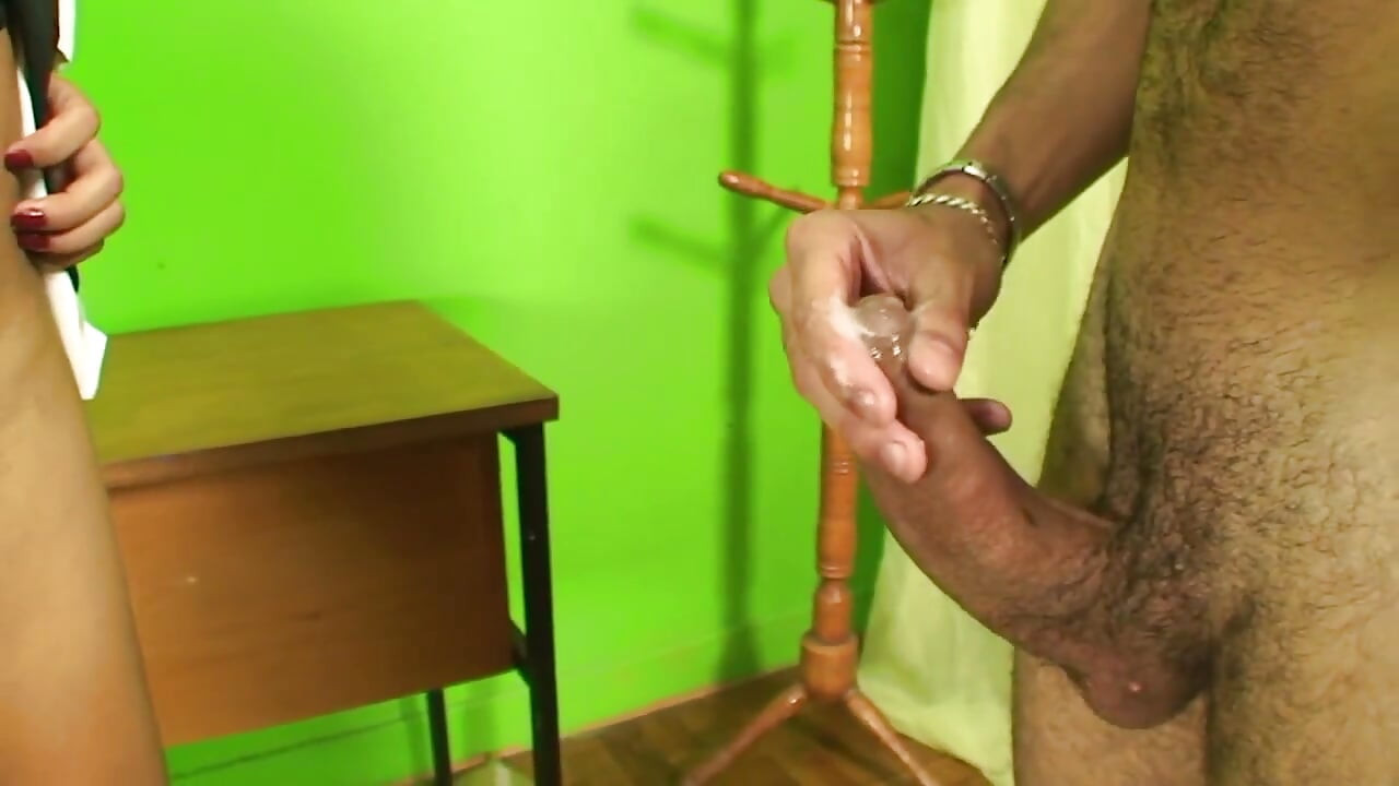 Big fat cock for the ass of a transgender beauty