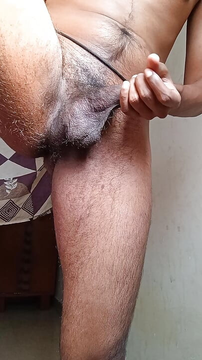 Hot shooting play in solo boy in alone bed room lovely hansome bro