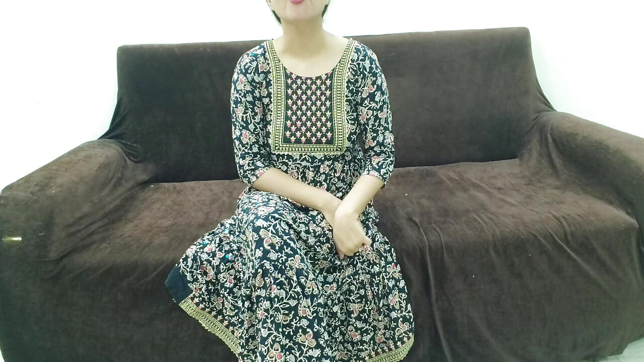 Indian Saara Teach Step Brother Viral Video Hindi Audio Sara Is Teaching Her Step Brother What Kind of Bras and