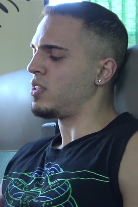 2472 відтрахана анонімним у громадському поїзді