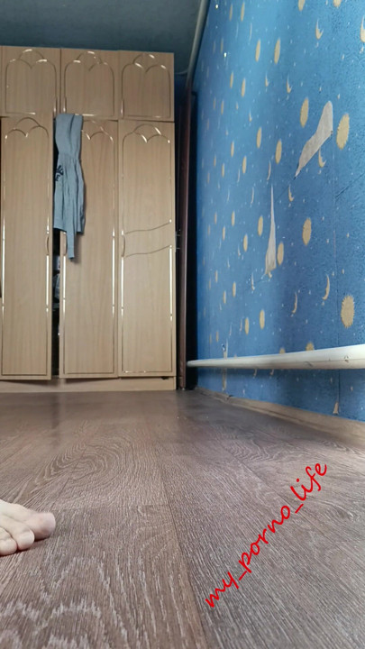 Όταν βαριέμαι, ανοίγω την κάμερα στο τηλέφωνό μου και κάνω κάθε είδους άτακτα πράγματα.