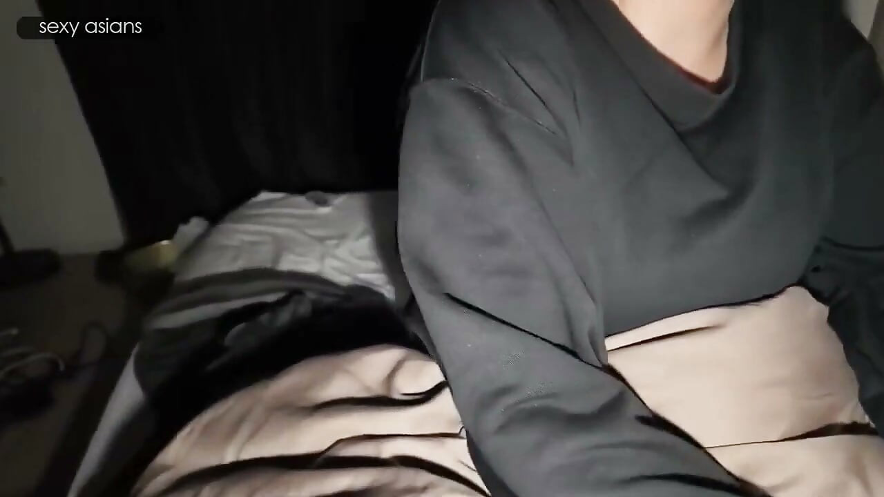 Gravure Level Face and Body Alluring F Cup Clinic Staff Shares a Sensual New Year First Treatment Moment - Part2