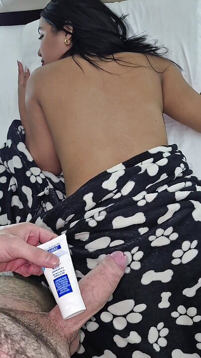 I Could Not Oppose, This Beautiful Man Offered to Give Me a Massage and Gave Me His Dick
