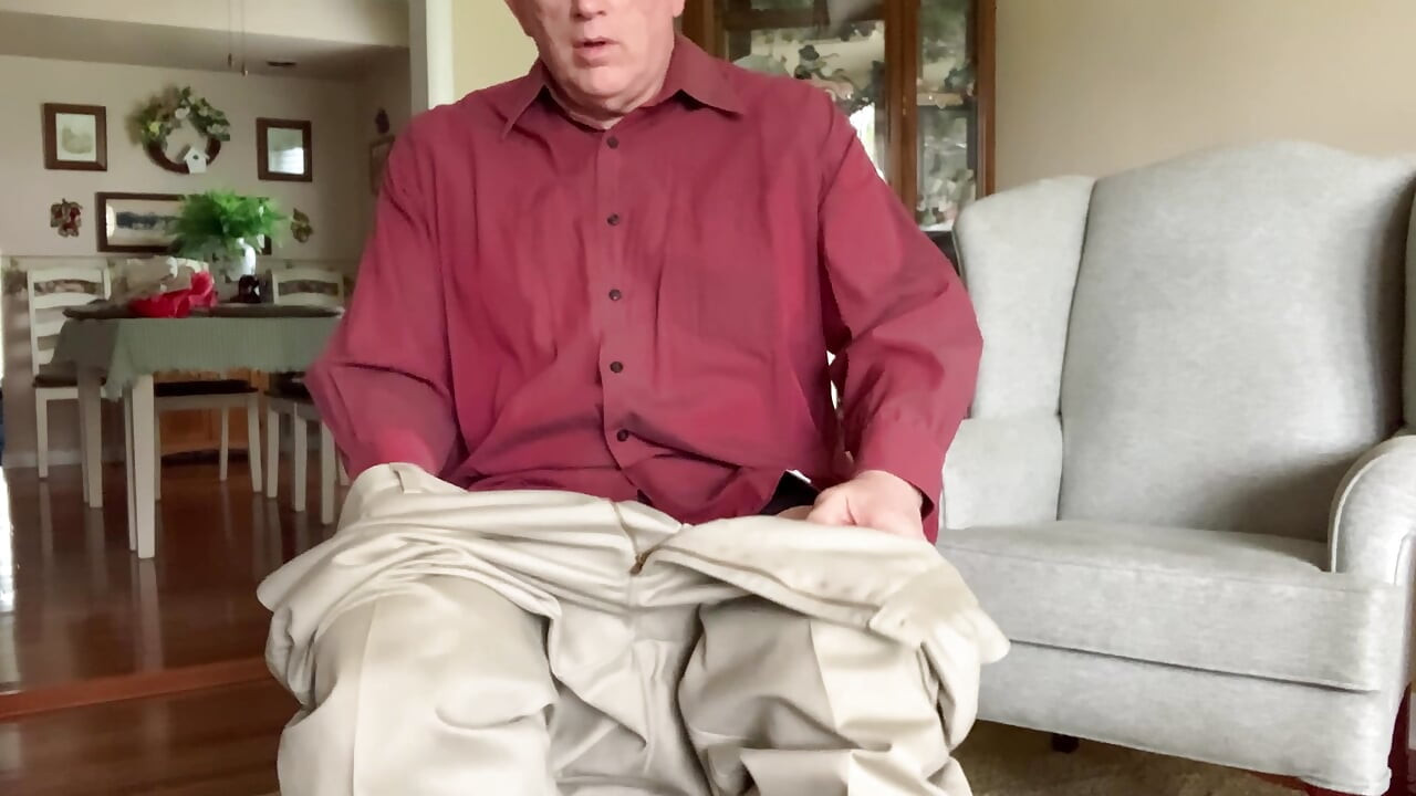 Daddy strips down to just loafers and masturbates