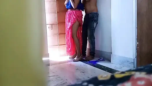 On the Day of Holi, I Changed the Color of the Pussy of the Neighbor Bhabhi with Color