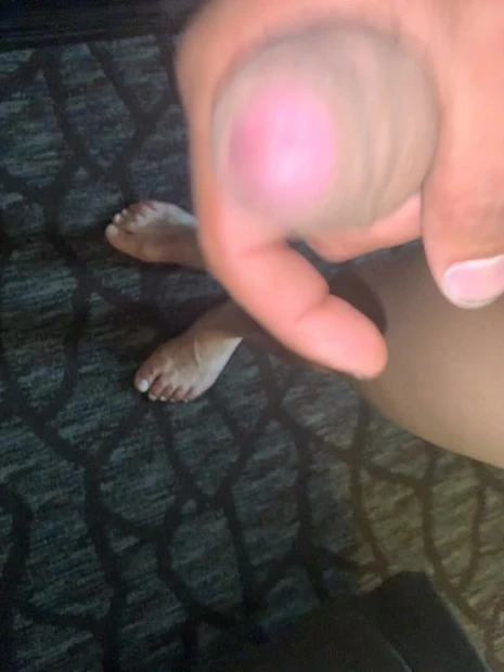 Jacking off in the hotel room