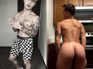 Sexy Typ, der sich nackt zeigt