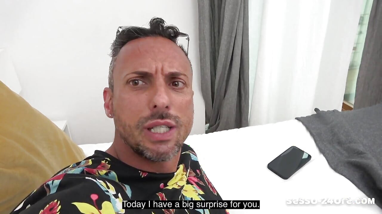 Wtf! Behind her back! Cheated on wife while she works! (Porn from Italy)