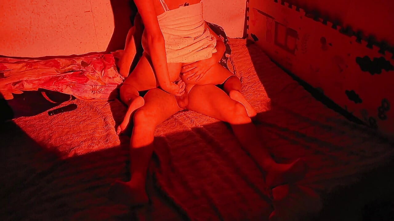 A Lustful stepbrother caught his stepsister off guard and fucked her until he cum her ass