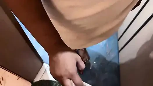 Pasangan dientot habis-habisan di kamar oye
