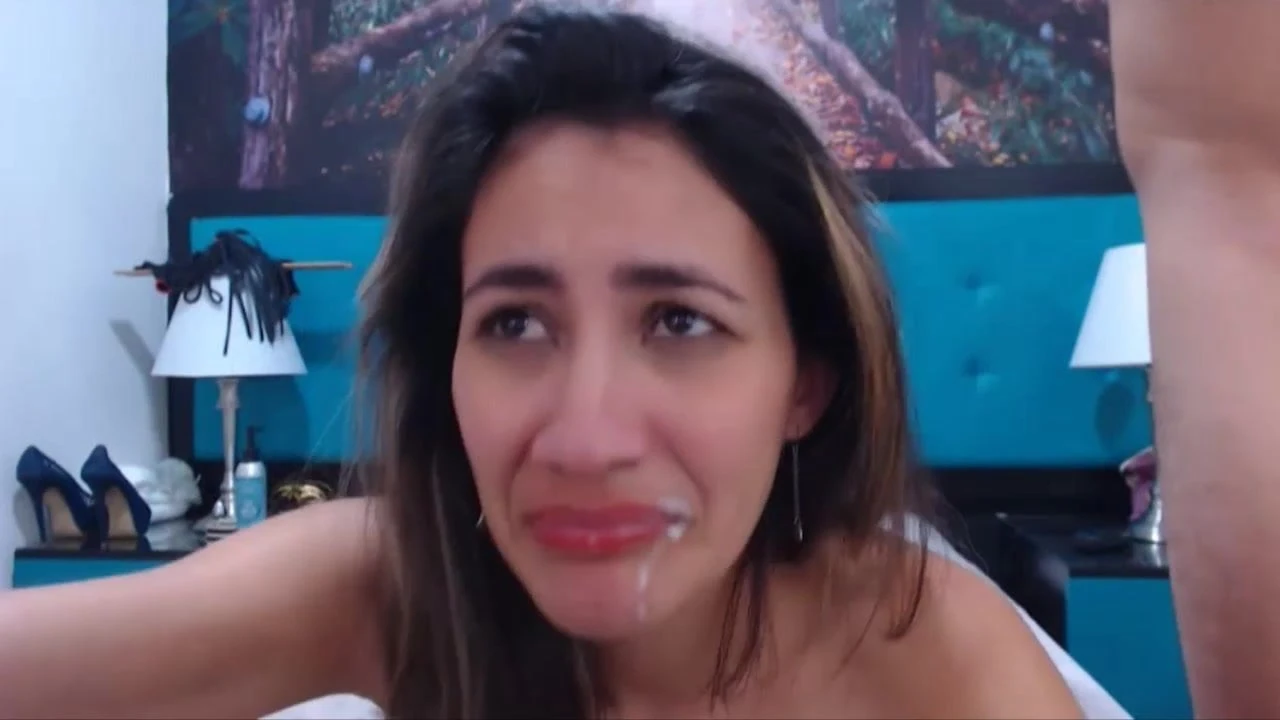 Drilling This Colombian Hottie Tight Cock Pocket