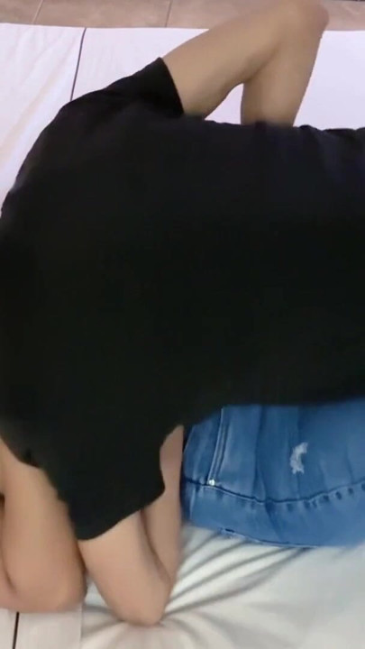 Istri posisi misionaris sama tetangganya sendiri bagian 1 | Klip 1