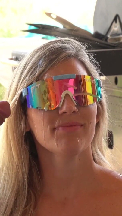 incredible outdoor cum shower | Clip 2