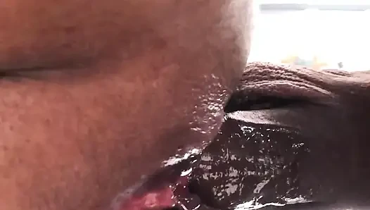 Üvey kız kardeş