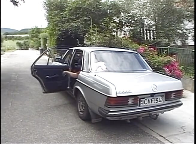 양성애자 남자의 유일한 대상은 어린 창녀가 아닙니다.