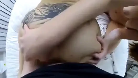 Cleo takma yarak ve Annie Knight ile üçlü seks!!