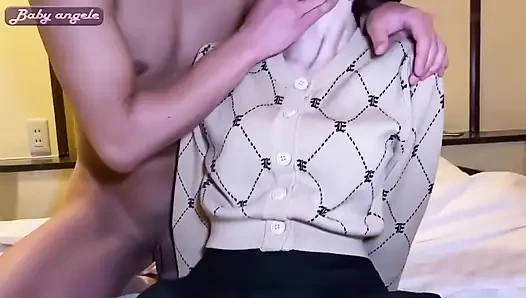 Face Reveal. Kocasının videoyu bulduğuna mesaj alıyor, şimdi buluşmak ve konuşmak istiyor