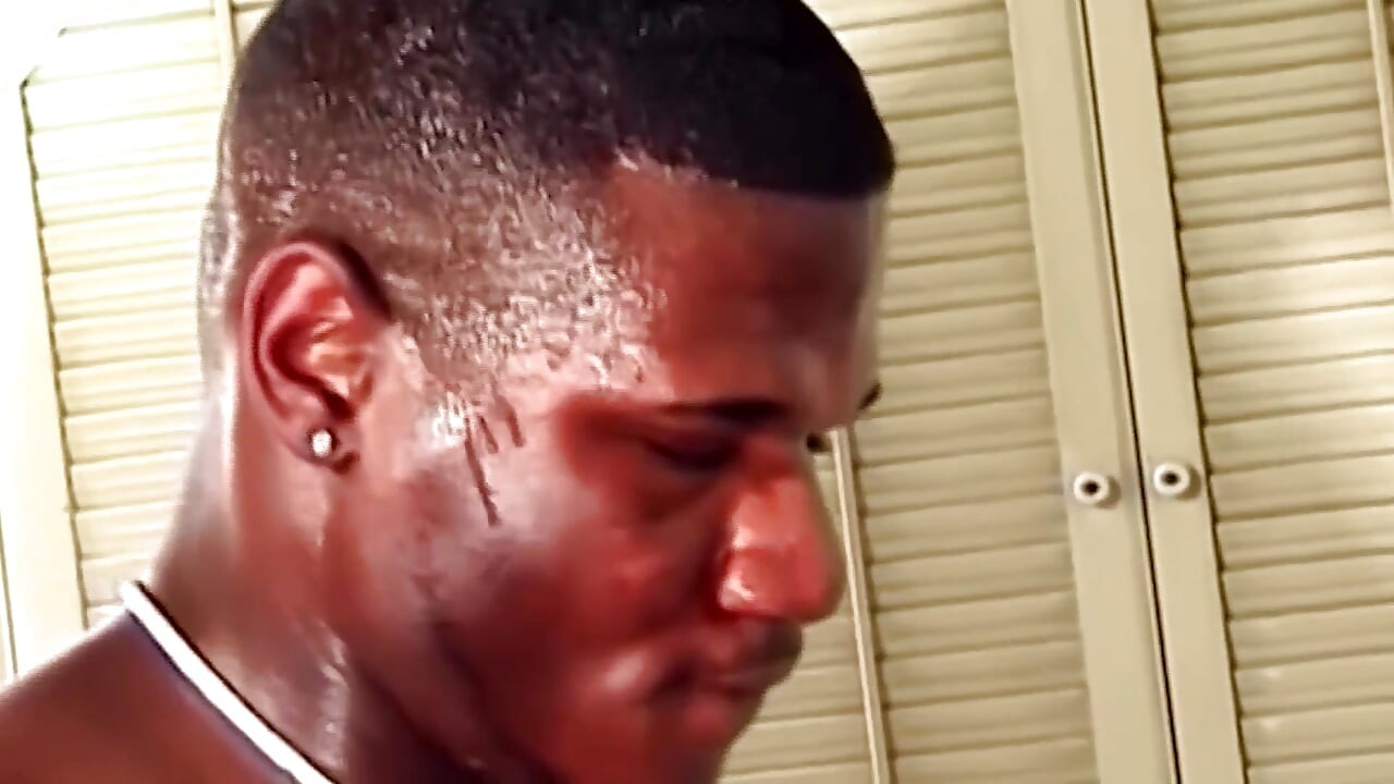 Black Holes Scene 1: a Muscular Black Couple Fuck Each Other's Asses