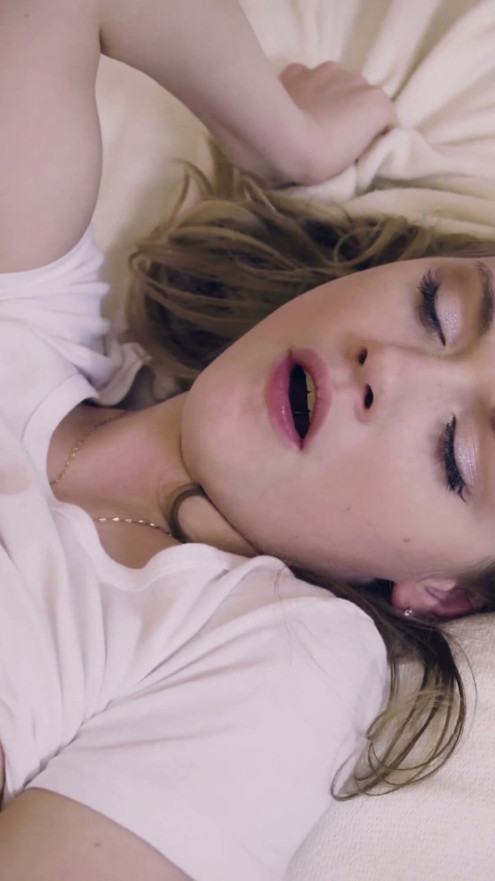 TEENFIDELITY White Trash Teen Hannah Hays Is A Cum Dumpster | Clip 1