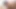 Erotischer bi-hengst lutscht einen schwanz, während süßes schätzchen den schwanz eines hetero-typen lutscht