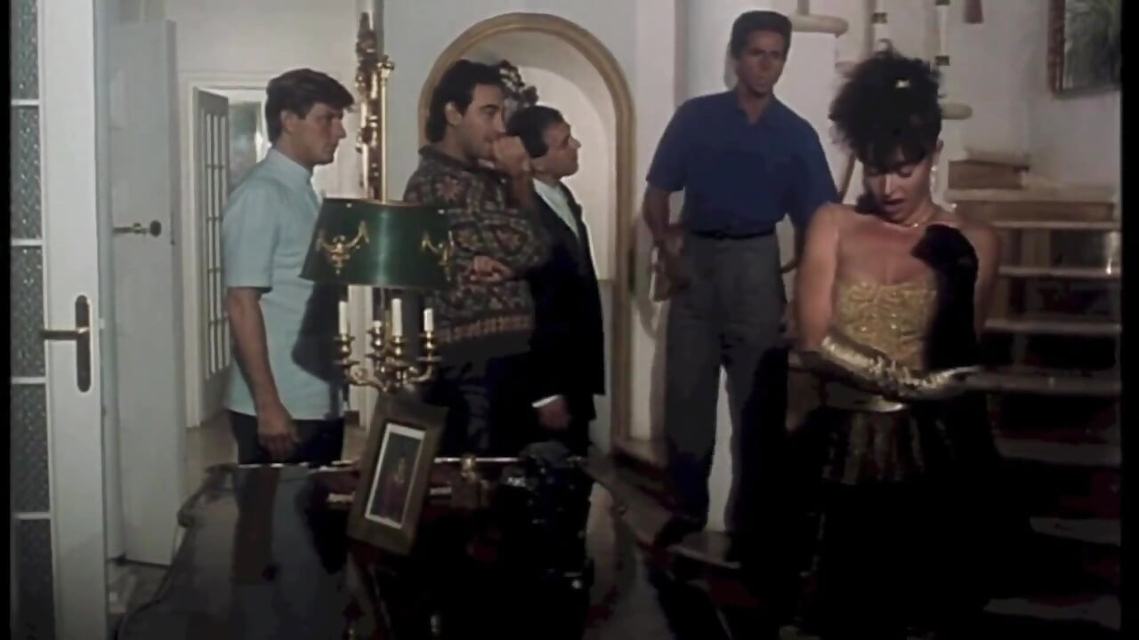 Єві Все Одно, Чи Ревнує Її Чоловік І Трахає 3 Чоловіків