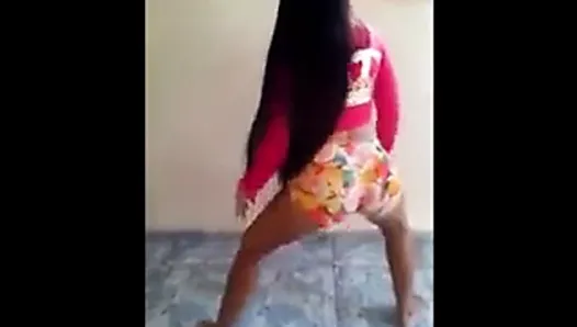 Thick Booty Latina Working The Beat