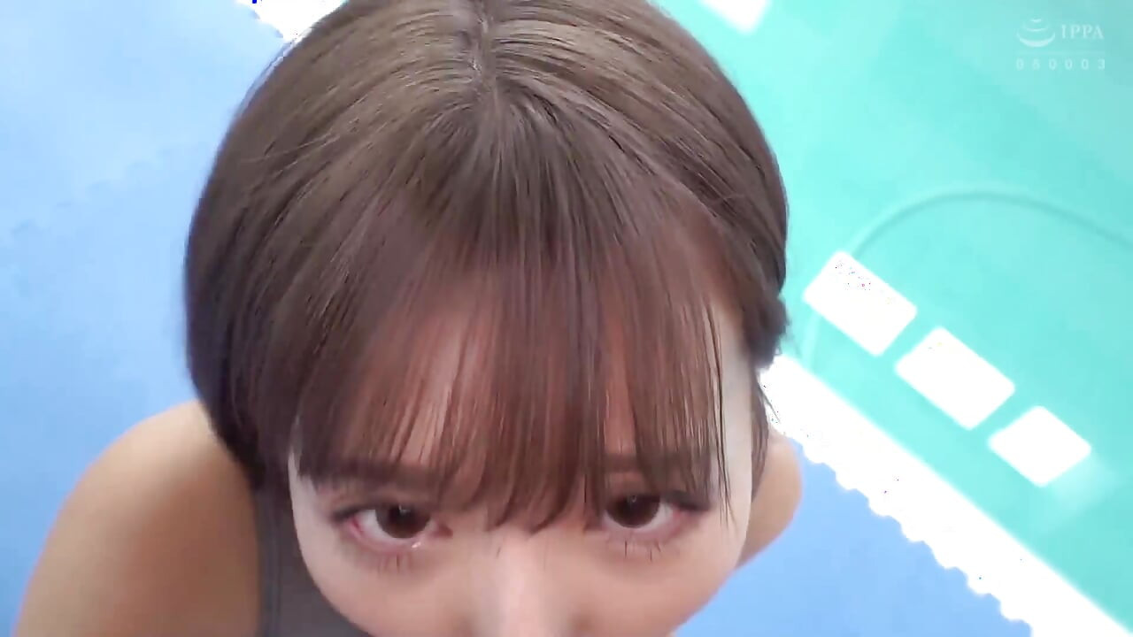 Bitch Trainer a Gym Babe Uses Her Exquisite Licking Technique to Bone Gym Boys. Part.3