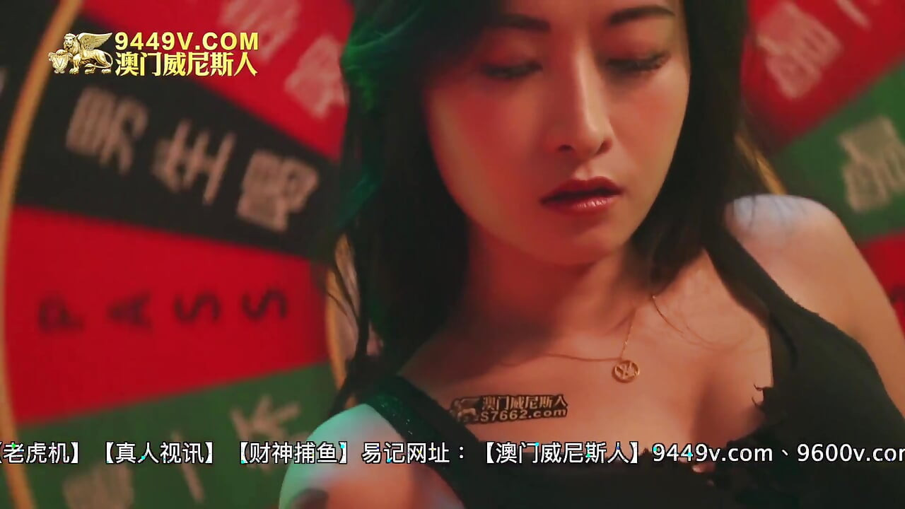 Hot Asian stripper - Perv Milfs n Teens