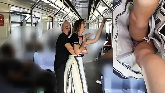 Bepergian dengan kereta api menjadi semakin sulit.