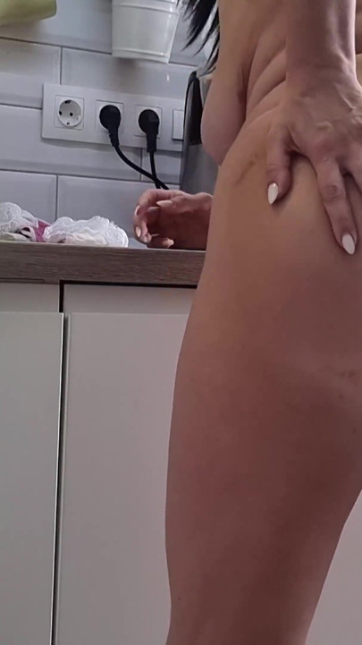 Trying on Panties Before a Date, 31903