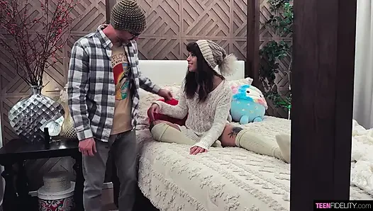 Tight Teen Nico Luva Loves Anal