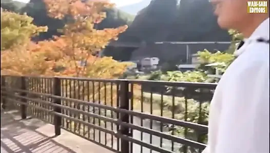 Saatler sonra, ezici derecede samimi bir yetişkin misafirperverliği deneyimiyle bilinen kaplıca hanı -sahne.5