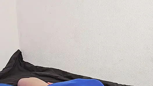 Tombul Tanrıça Seks Öncesi Esnedi