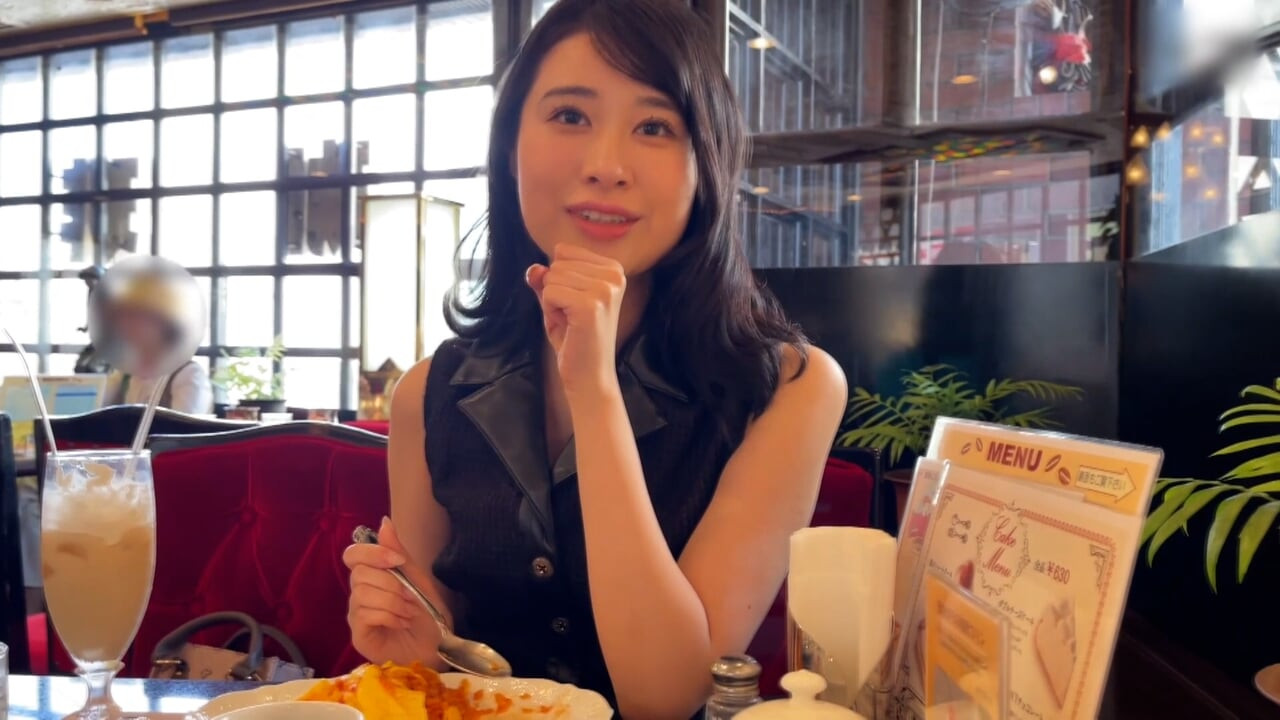 A118F06 A beautiful, innocent, and sensible office lady started a matching app while looking for a boyfriend! Despite her high communication skills, she gets excited and becomes a nymphomaniac despite embarrassment from her sly body touches!
