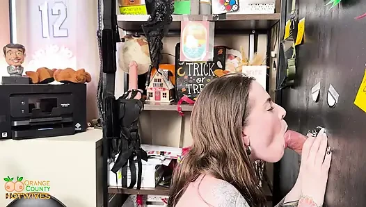 192 ochw sekreter gloryhole mercy marie