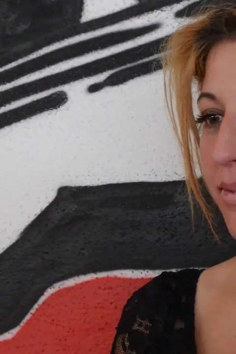 Twarzą w twarz mega klapsy - walczę o swoje miejsce - Domina Mikaela Wolf i niewolnica Natasha Grof