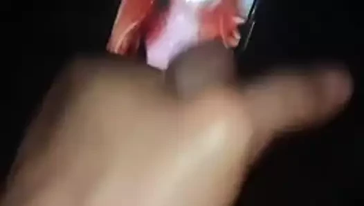 Er spritzt seine volle Landung auf mich