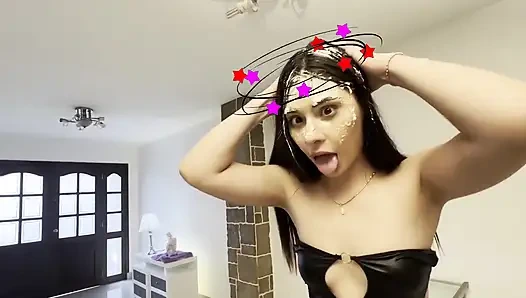 Demütigende fallen allein zu hause