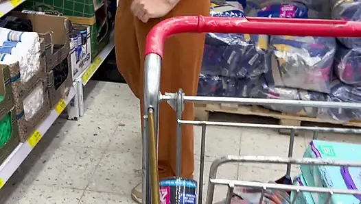 This beautiful girl offers me the best day of my life, what a good sex she gave me!