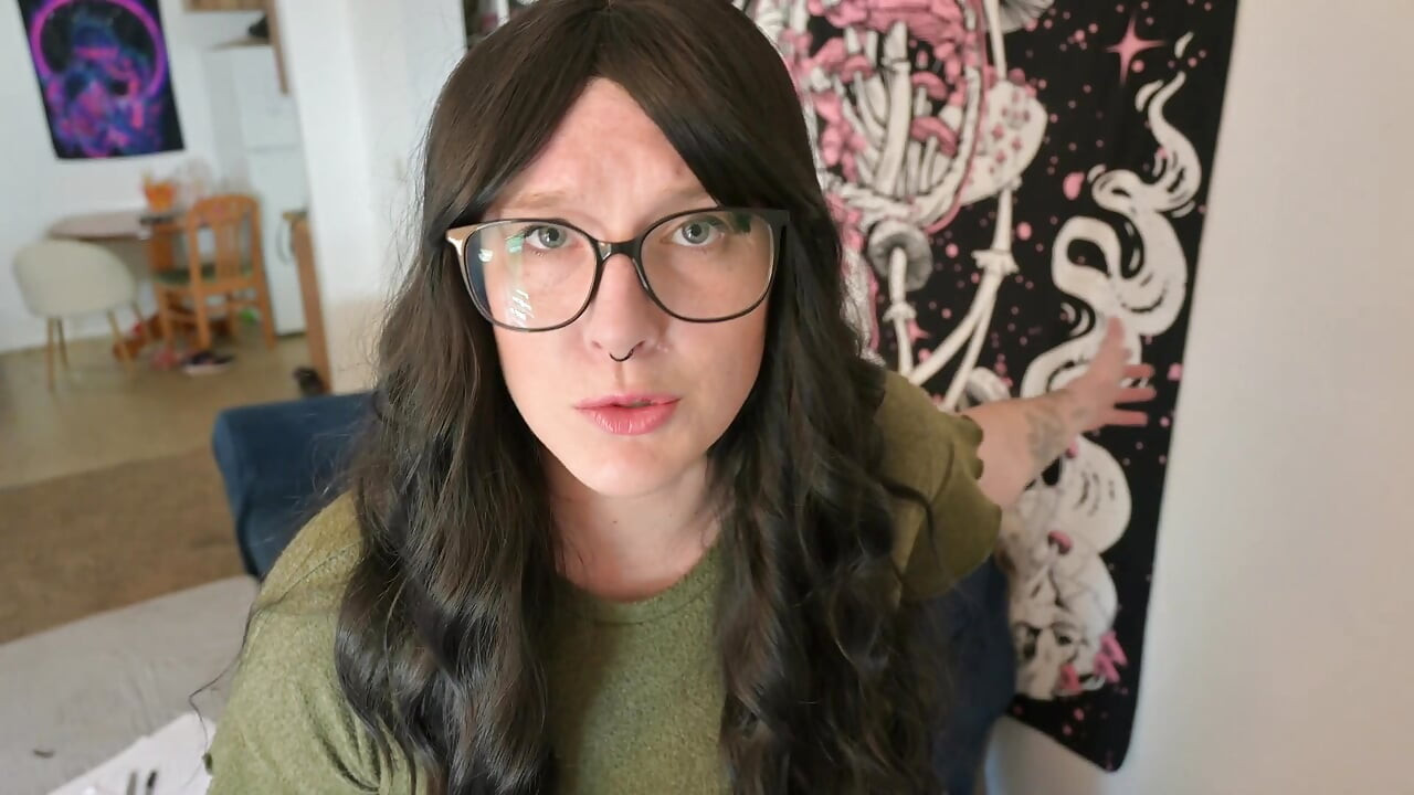 Stepmommy Becomes a Slut 1
