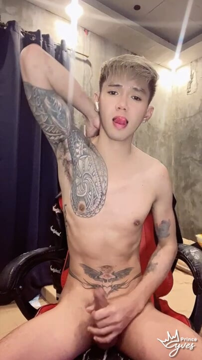 HORNY ASIAN INKED BOY TEASING, NIPPLE PLAY, MASTURBATING FOR HIS VIEWERS