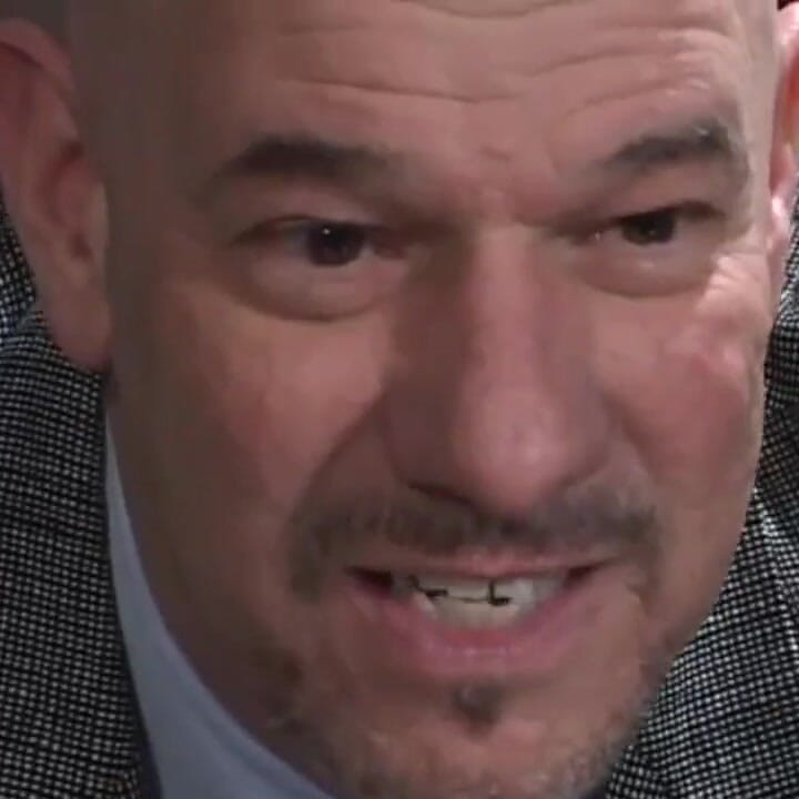 إنها بحاجة إلى ديك ناضج قوي داخل جسدها الساخن