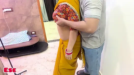 Alisha Kaam Dhundne Aaayi Aur Chudke Gayi.............