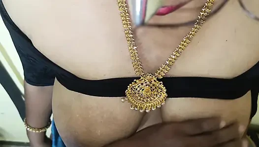 Красивая домохозяйка