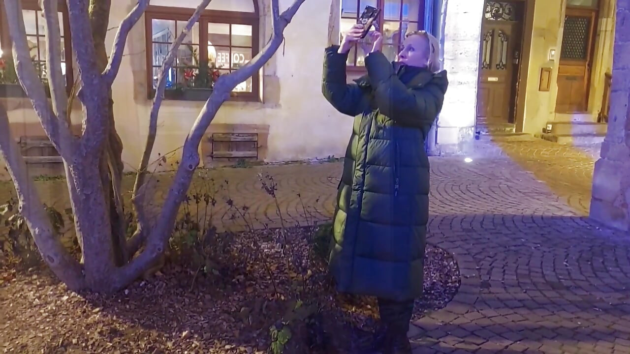 Amateur blonde volwassen vrouw, natuurlijke naaktheid