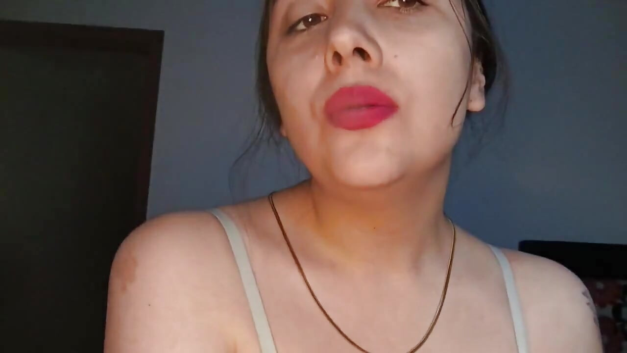 Sensual Smoking - Full HD 1080p Mp4