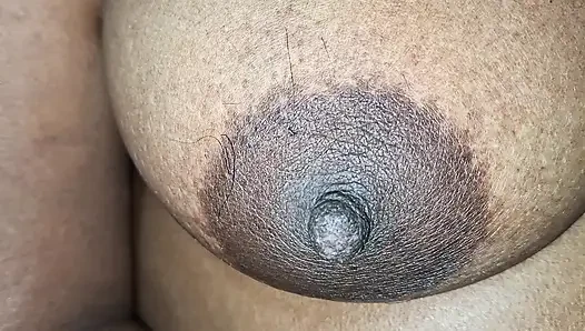 Orta yaşlı seksi kadın kendini en ateşli Asyalı olarak tanımlıyor