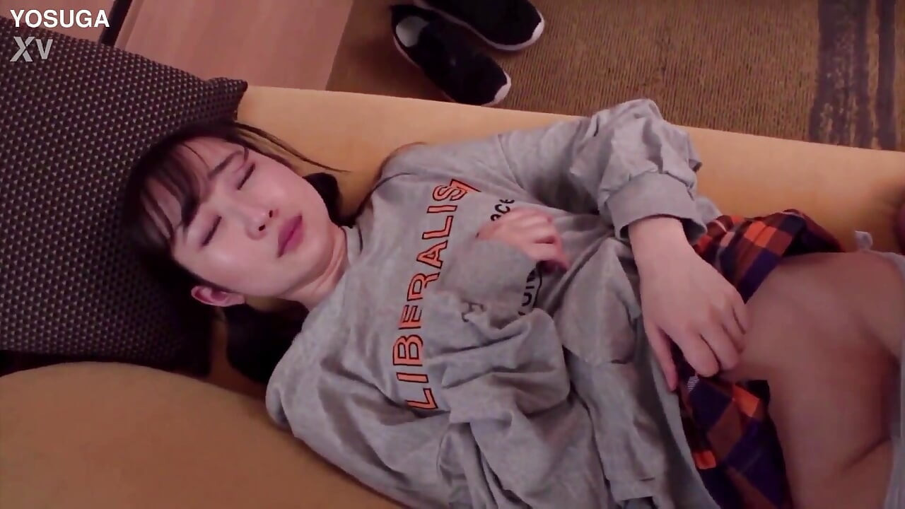 A Girl Sold by Her Parents for 10,000 Yen a Time. a Blowjob and Creampie Video That Can Never Be Released Agai