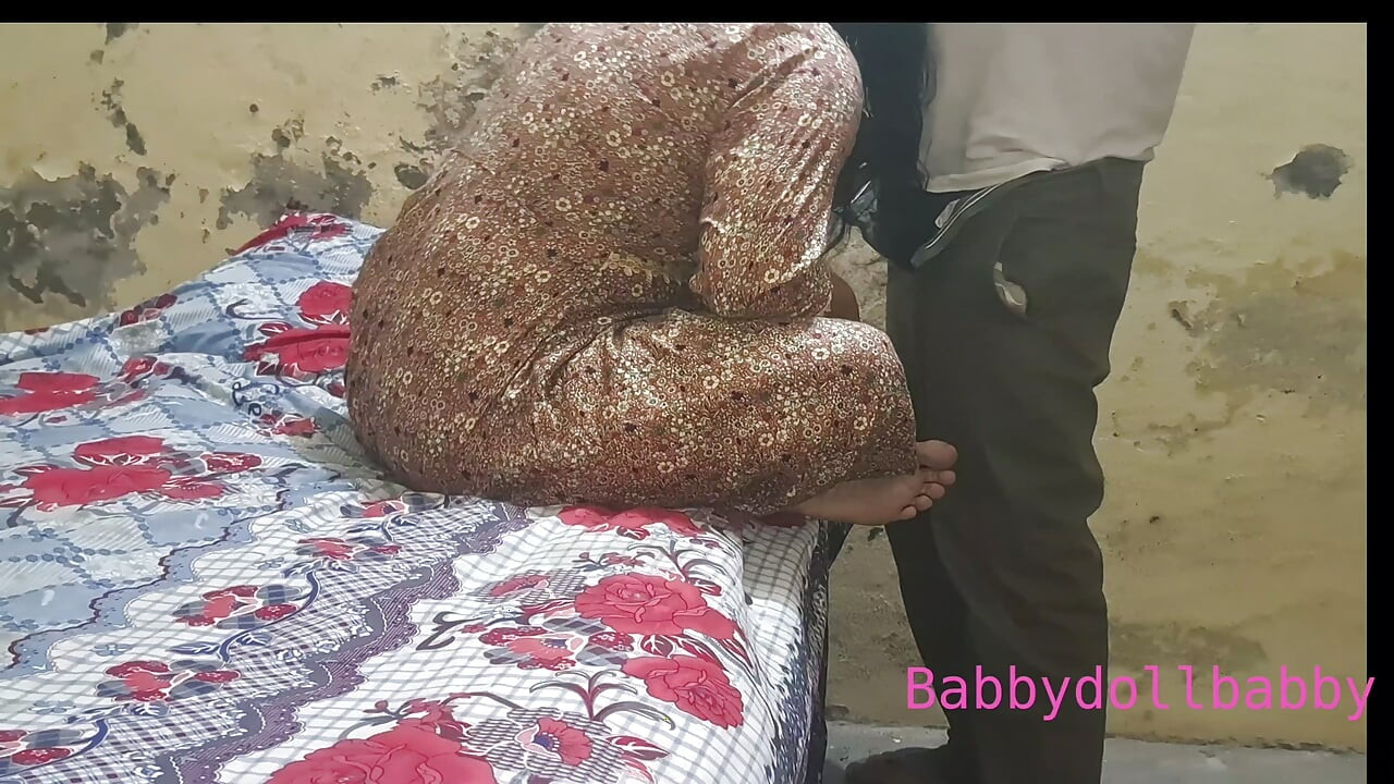 Desi Bhabhi Gets Fucked After Losing a Game